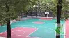 岳塘区首片新国标篮球场由NG南宫体育建成